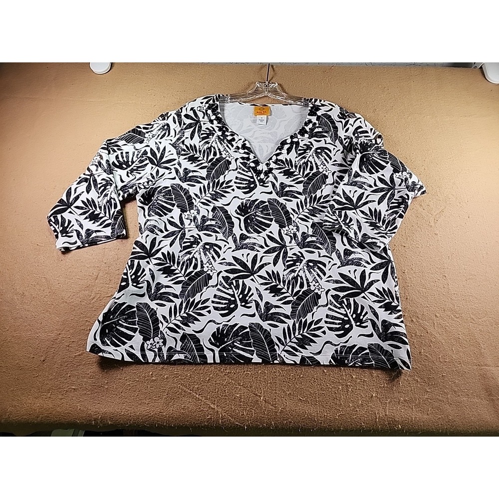 Ruby Rd Woman 1X Black White Tropical Leaf Beaded Split Neck 3/4 Sleeve Top